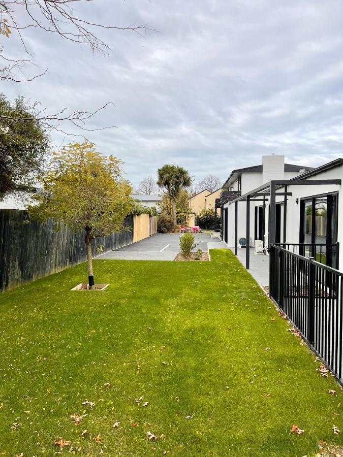 Carnmore Hagley Park Christchurch Exterior photo